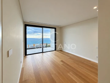 Apartamento T4 para Venda em São Martinho