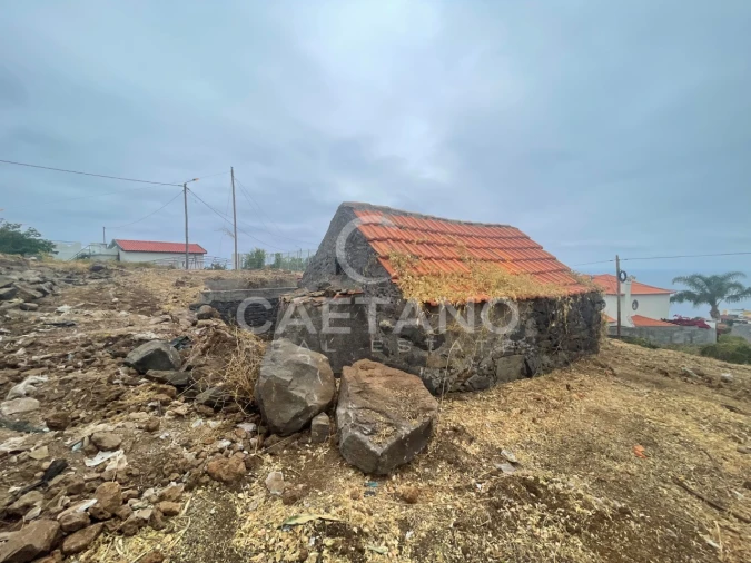 Terreno para Venda em Ribeira Brava Foto 6