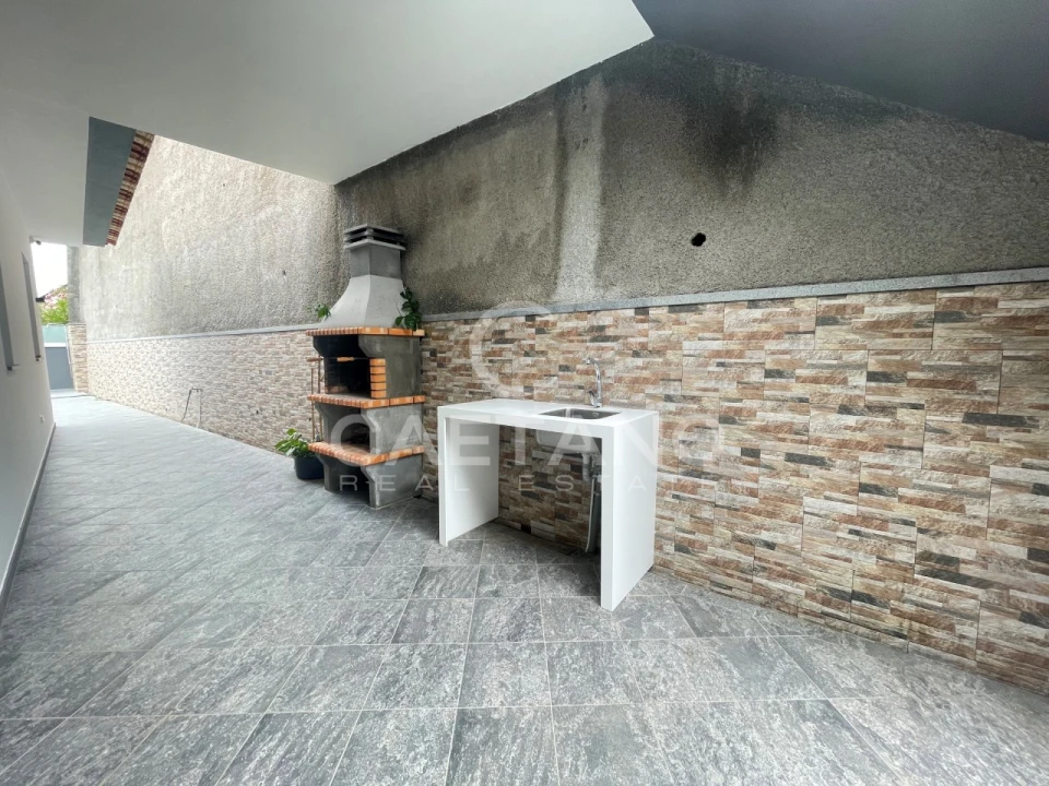 Moradia T3 para Venda em Ribeira Brava Foto 13