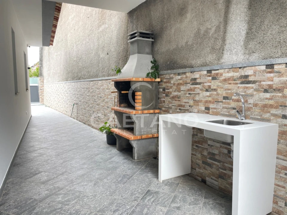 Moradia T3 para Venda em Ribeira Brava Foto 14