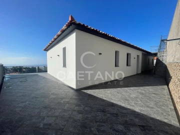 Moradia T3 para Venda em Ribeira Brava