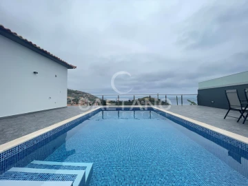 Moradia T3 para Venda em Ribeira Brava