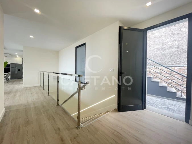 Moradia T3 para Venda em Ribeira Brava Foto 11
