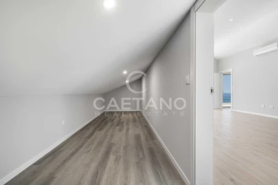 Moradia T4 para Venda em Paul do Mar