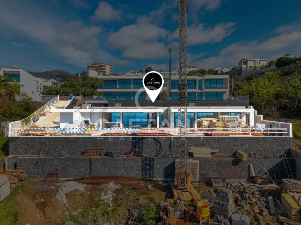 Moradia T3 para Venda em Calheta Foto 5
