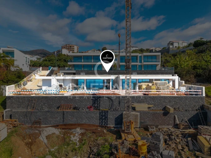 Moradia T3 para Venda em Calheta Foto 5