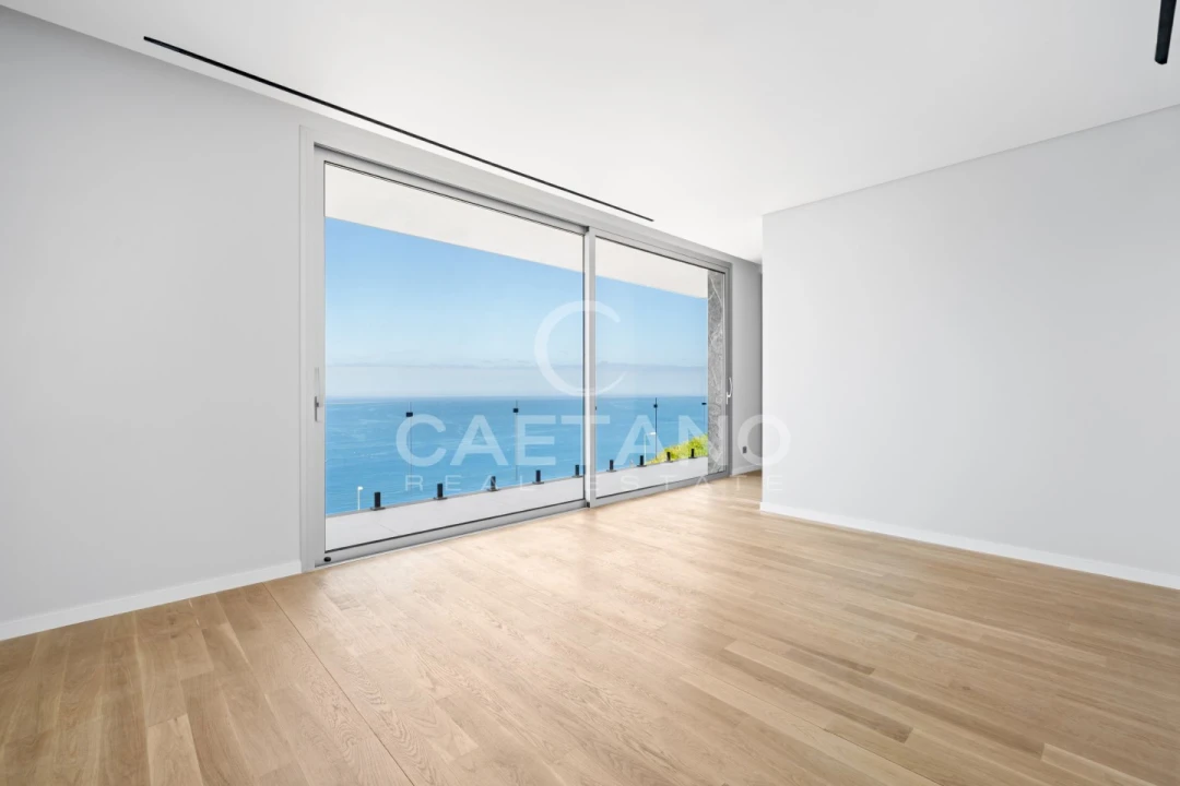 Moradia T3 para Venda em Arco da Calheta Foto 32