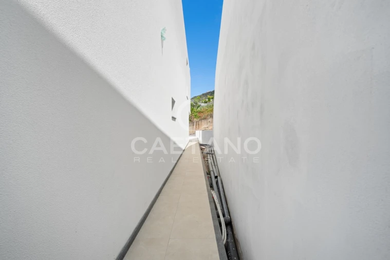 Moradia T3 para Venda em Arco da Calheta Foto 45