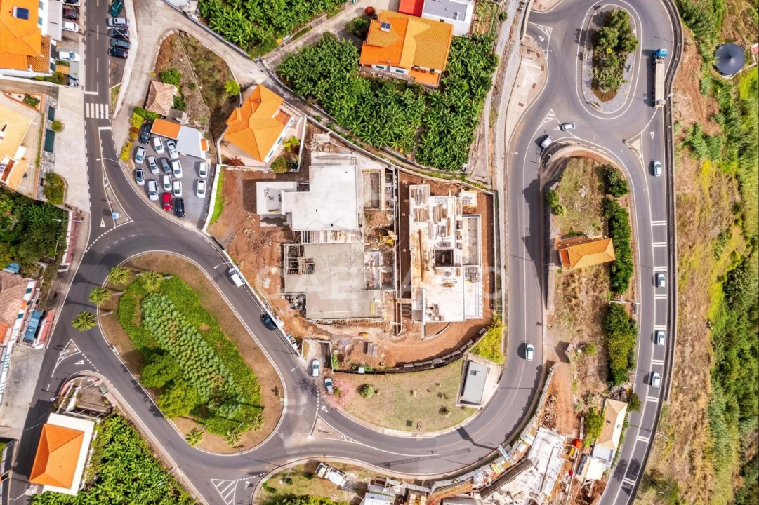 Moradia T4 para Venda em Arco da Calheta Foto 59