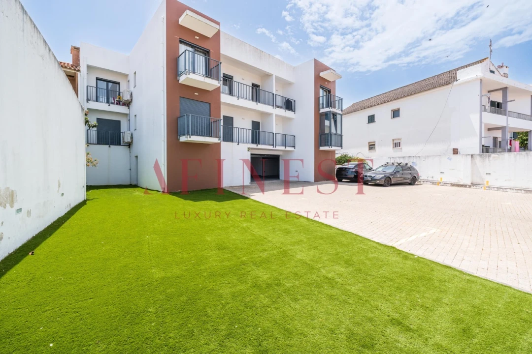 Apartamento T3 para Venda em São Domingos de Rana Foto 60
