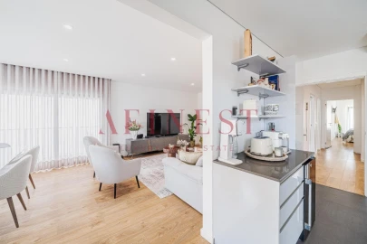 Apartamento T3 para Venda em São Domingos de Rana