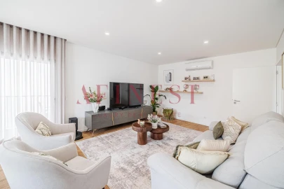 Apartamento T3 para Venda em São Domingos de Rana