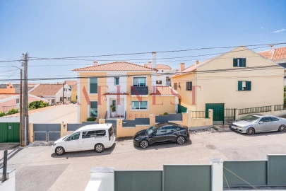 Apartamento T3 para Venda em São Domingos de Rana