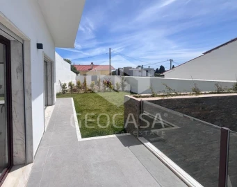 Moradia T3 para Venda em Cascais e Estoril