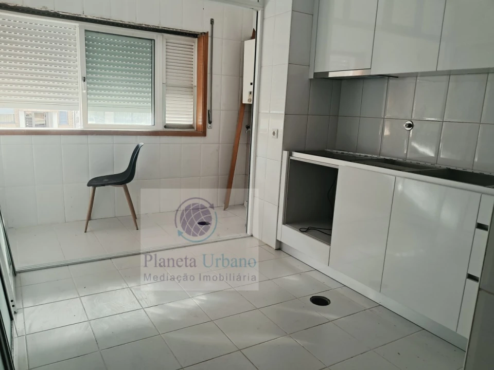 Apartamento T2 para Venda em Baltar Foto 1
