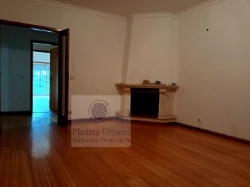 Apartamento T2 para Venda em Baltar