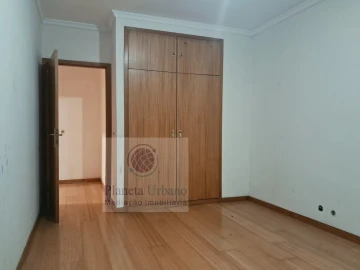 Apartamento T2 para Venda em Baltar