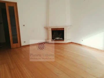 Apartamento T2 para Venda em Baltar