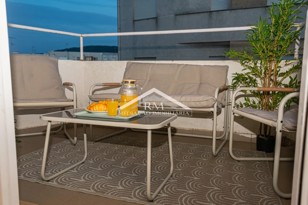 Apartamento T4 para Venda em Vila Praia de Ancora Foto 5