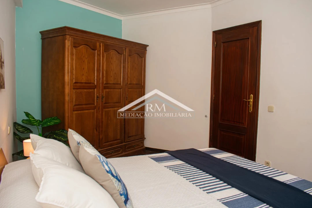 Apartamento T4 para Venda em Vila Praia de Ancora Foto 16