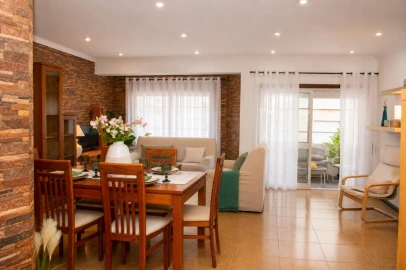Apartamento T4 para Venda em Vila Praia de Ancora