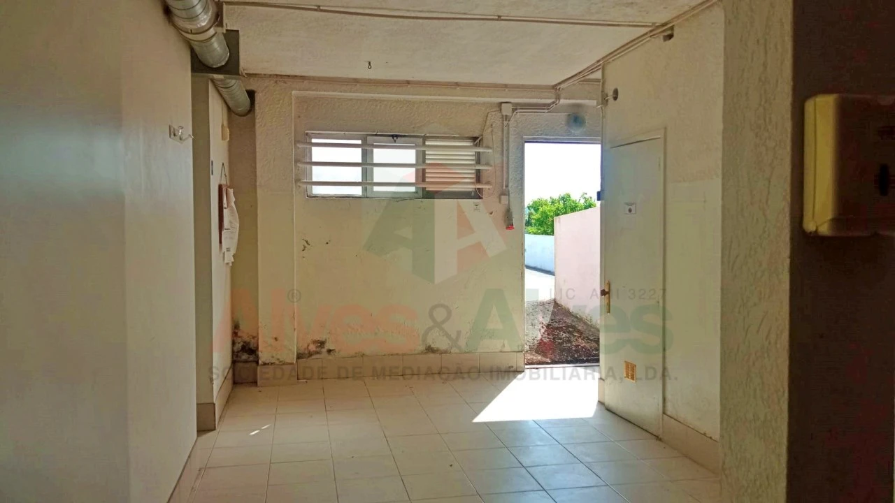 Loja para Venda em Custóias, Leça do Balio e Guifões Foto 7