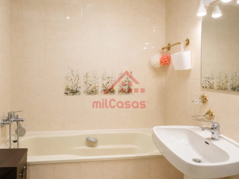 Apartamento T2 para Arrendamento em Lumiar Foto 17