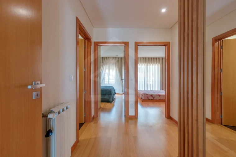 Apartamento T3 para Venda em Carregosa Foto 4