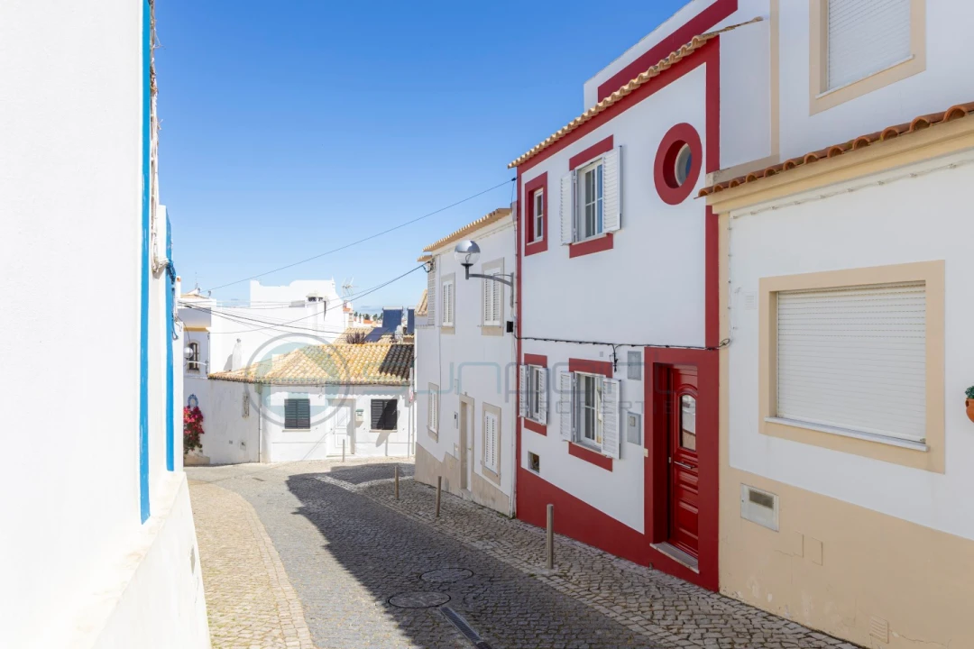 Moradia T1 para Venda em Lagos (São Sebastião e Santa Maria) Foto 4