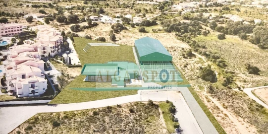 Terreno para Venda em Albufeira e Olhos de Água