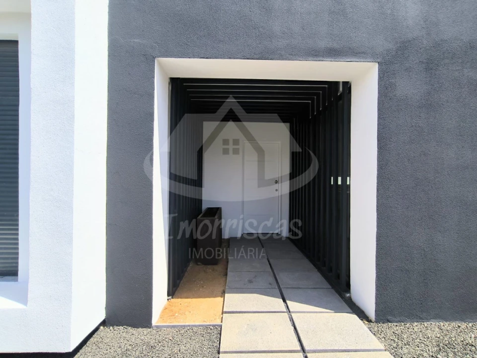 Moradia T3 para Venda em Charneca de Caparica e Sobreda Foto 7