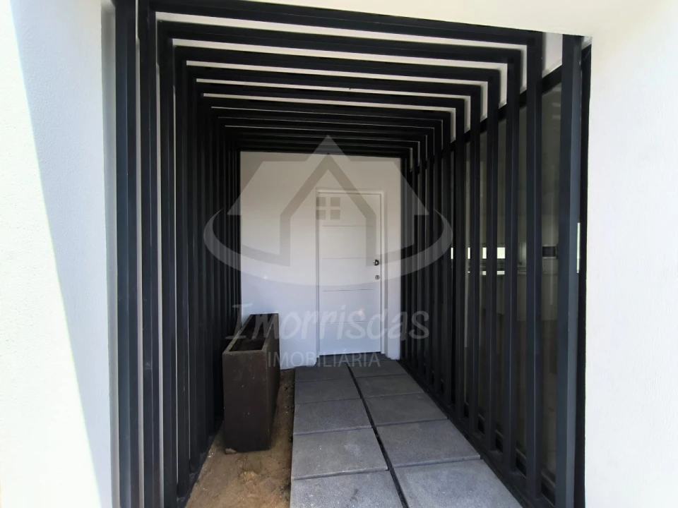 Moradia T3 para Venda em Charneca de Caparica e Sobreda Foto 9