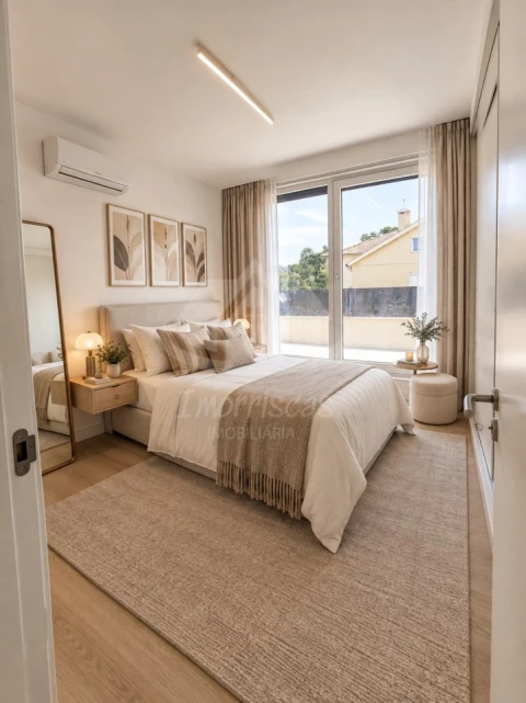 Moradia T3 para Venda em Charneca de Caparica e Sobreda