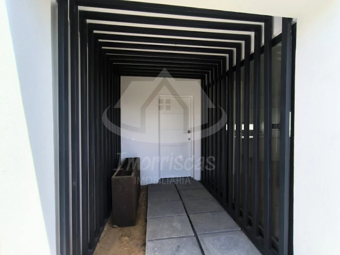 Moradia T3 para Venda em Charneca de Caparica e Sobreda Foto 9