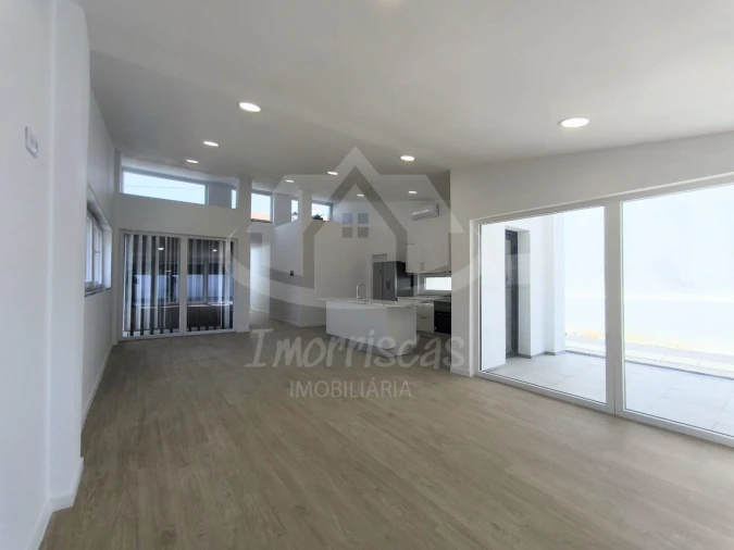 Moradia T3 para Venda em Charneca de Caparica e Sobreda Foto 25