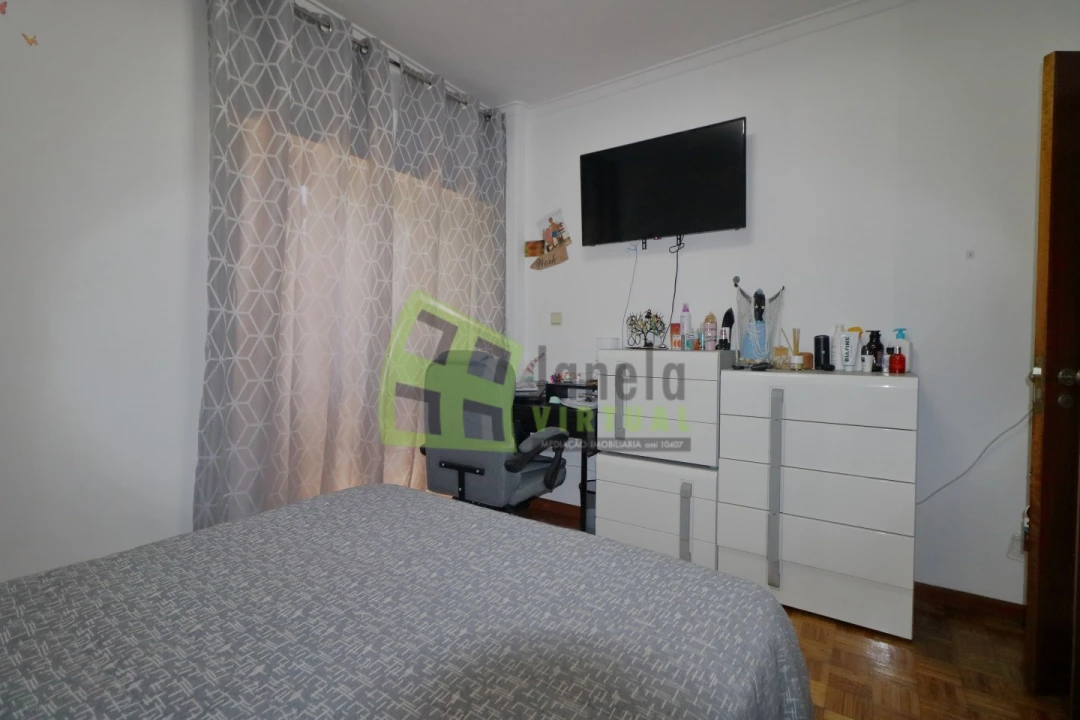 Apartamento T2 para Venda em Corroios Foto 12