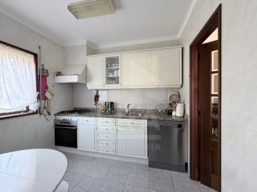 Moradia T3 para Venda em Esposende, Marinhas e Gandra