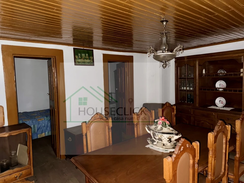Moradia T3 para Venda em Três Povos Foto 13