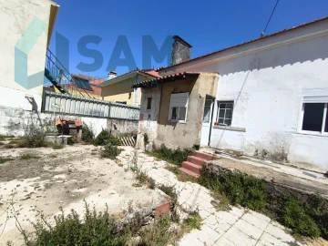 Moradia T2 para Venda em Loures