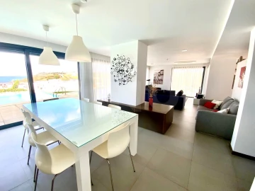 Moradia T4 para Venda em Ribamar