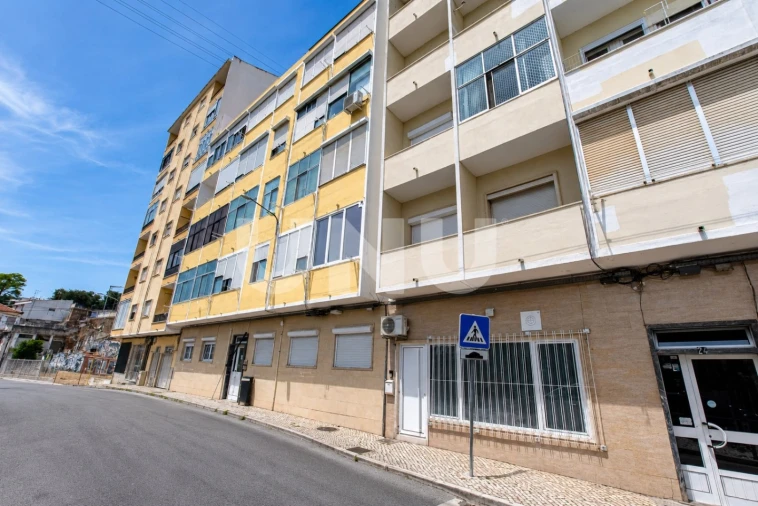 Apartamento T2 para Venda em Vila Franca de Xira Foto 20