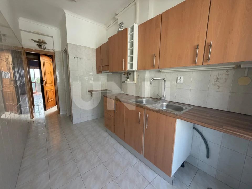 Apartamento T4 para Venda em Seixal, Arrentela e Aldeia de Paio Pires Foto 5