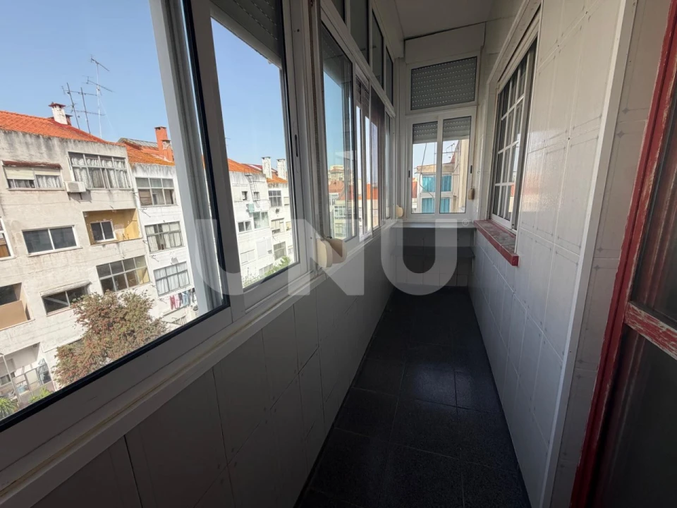 Apartamento T4 para Venda em Seixal, Arrentela e Aldeia de Paio Pires Foto 12