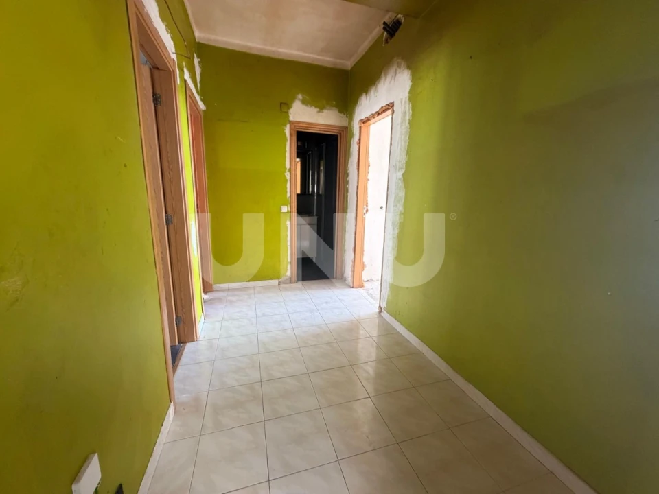 Apartamento T4 para Venda em Seixal, Arrentela e Aldeia de Paio Pires Foto 18