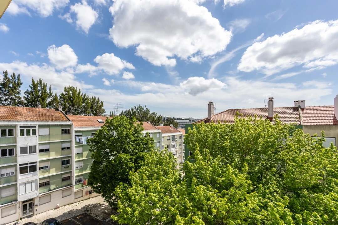 Apartamento T2 para Venda em Benfica Foto 10