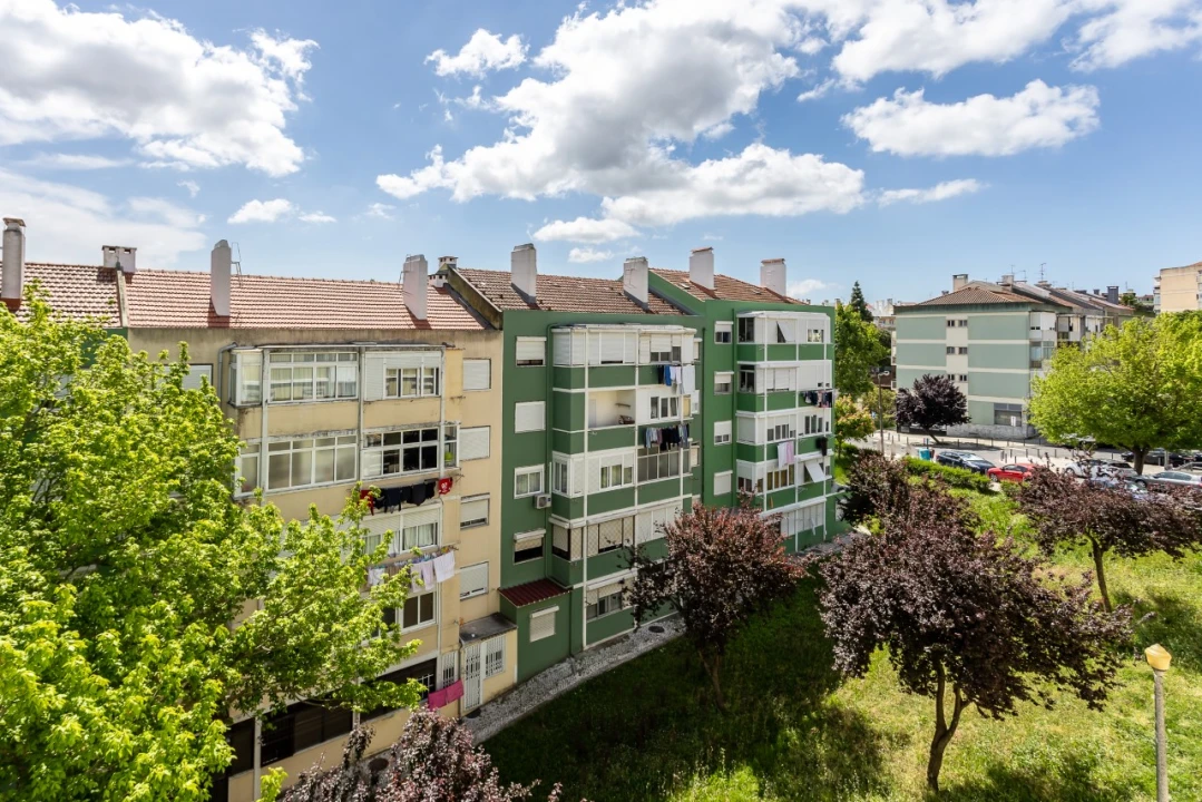 Apartamento T2 para Venda em Benfica Foto 12