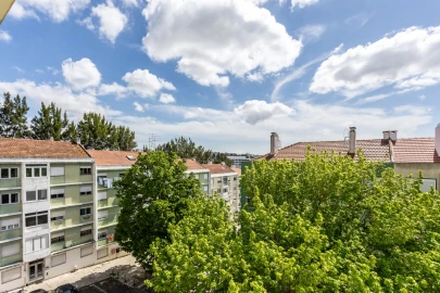 Apartamento T2 para Venda em Benfica