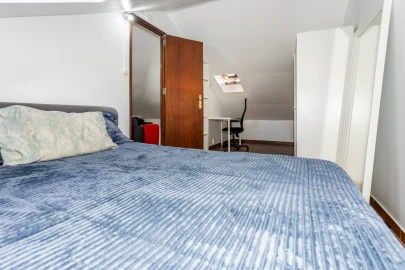 Apartamento T2 para Venda em Benfica