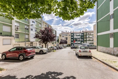 Apartamento T2 para Venda em Benfica