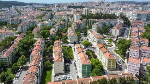 Apartamento T2 para Venda em Benfica